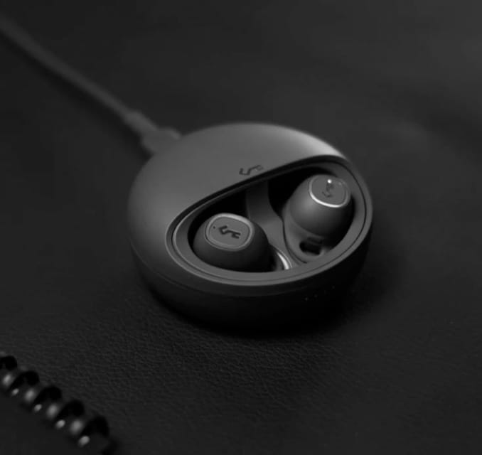 YX1 EARPHONES photo